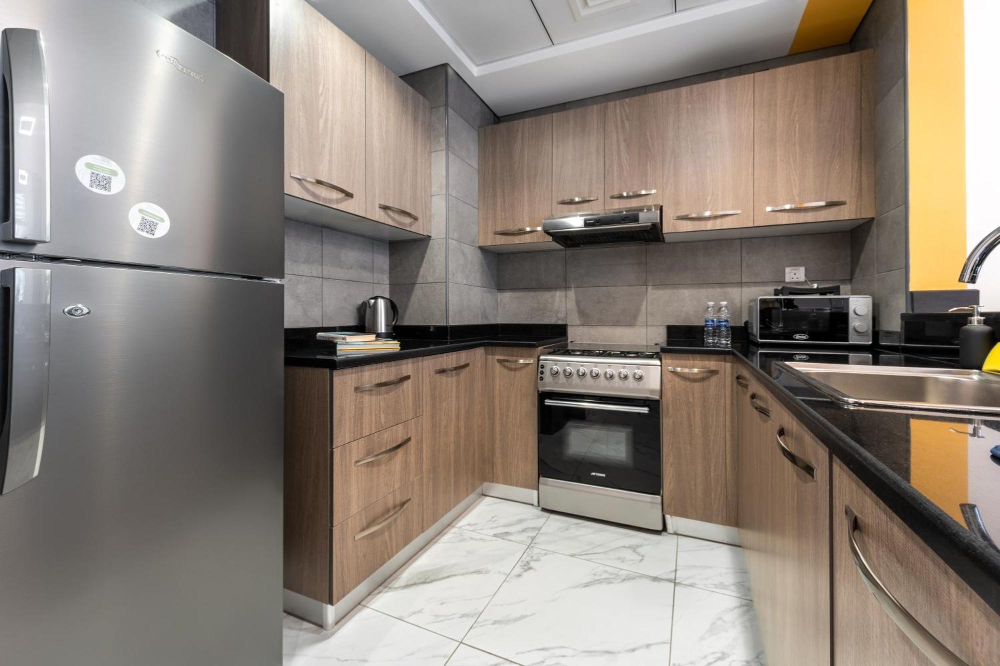 Izzzi Life Mint Dubai Exterior foto