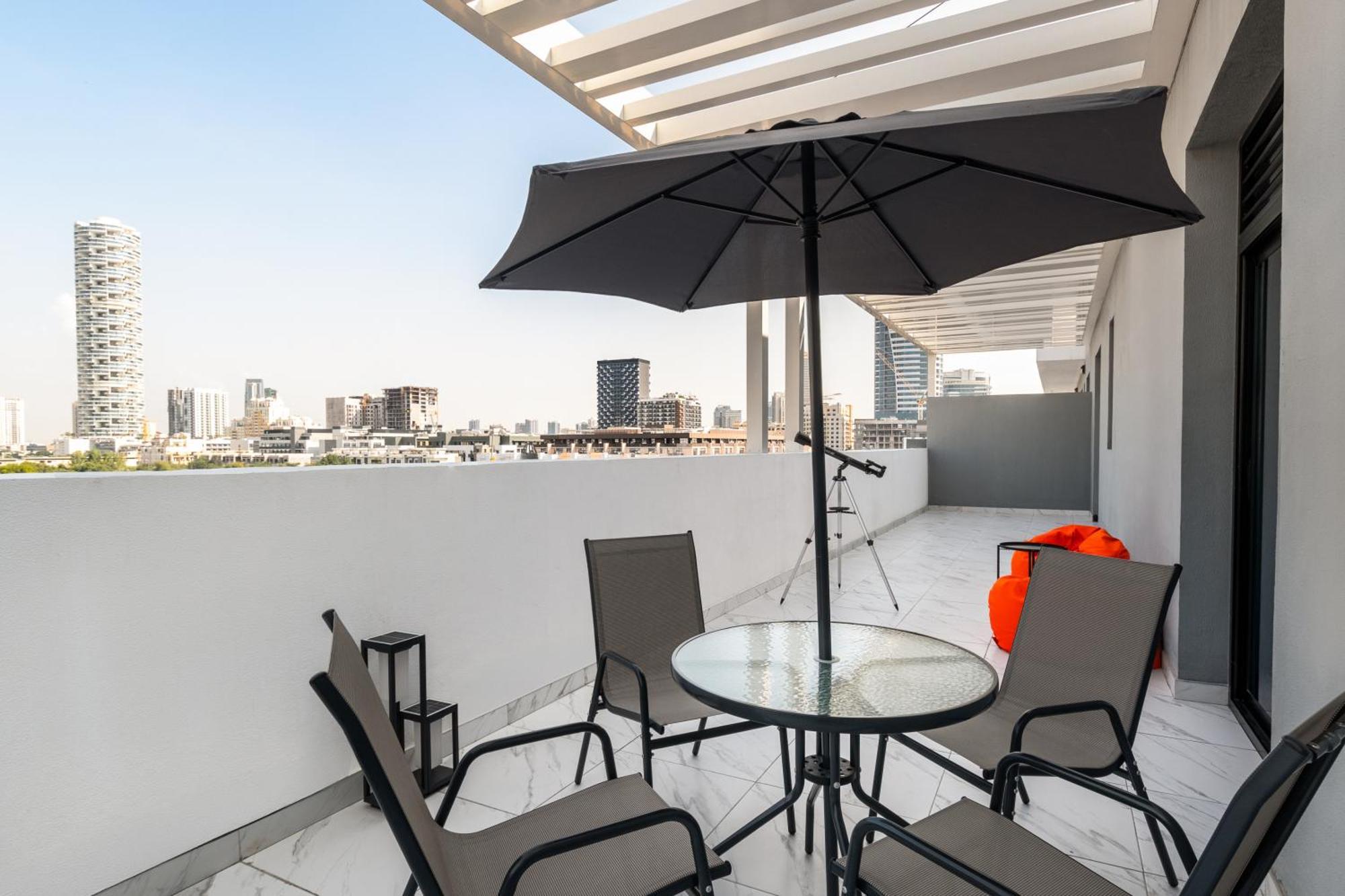 Izzzi Life Mint Dubai Exterior foto