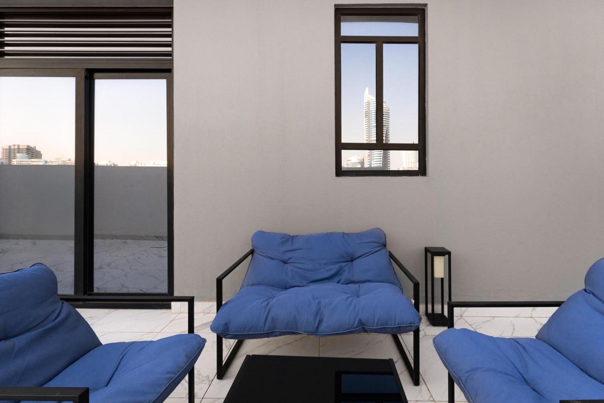 Izzzi Life Mint Dubai Exterior foto